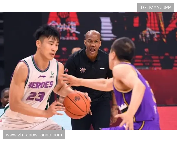 马布里执教CBA球队后表现与争议分析